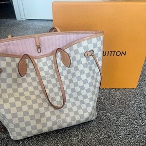 AUTHENTIC Louis Vuitton Neverfull MM